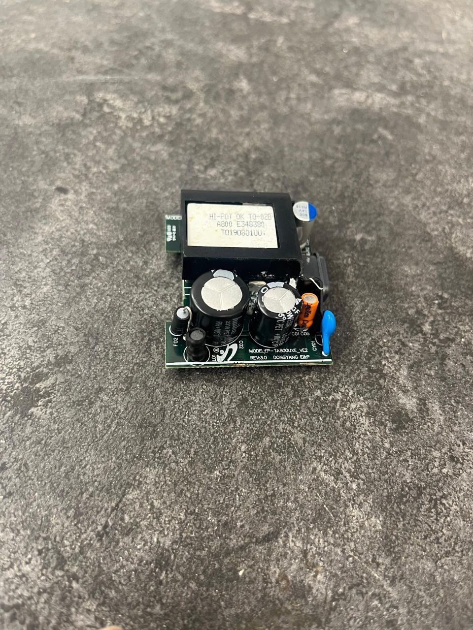 کلگی سامسونگ مدل(25W PD Adapter)به قیمت عمده و پخش