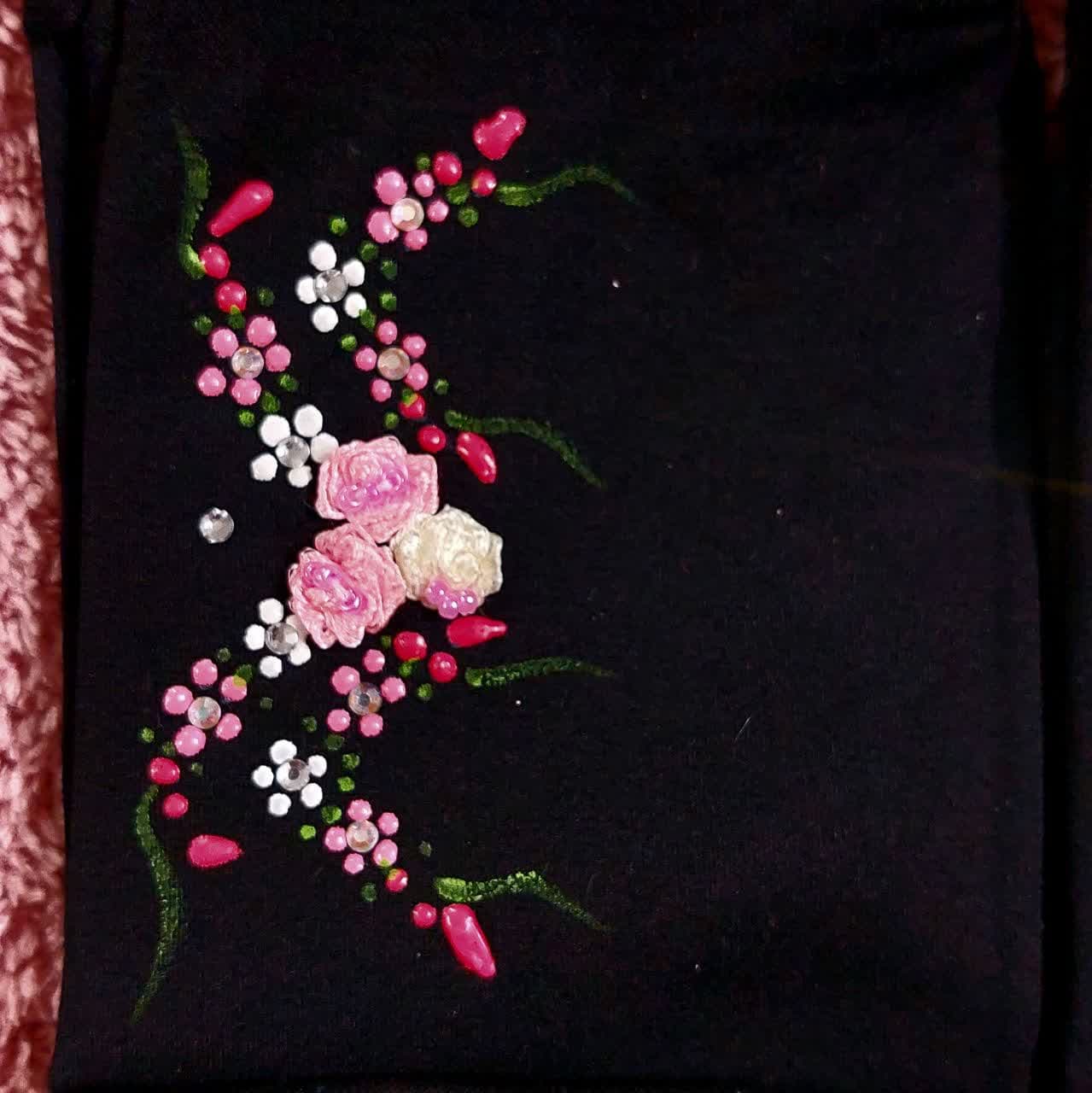 جوراب مشکی مجلسی گلدوزی، ربان دوزی و منجوق دار زنانه