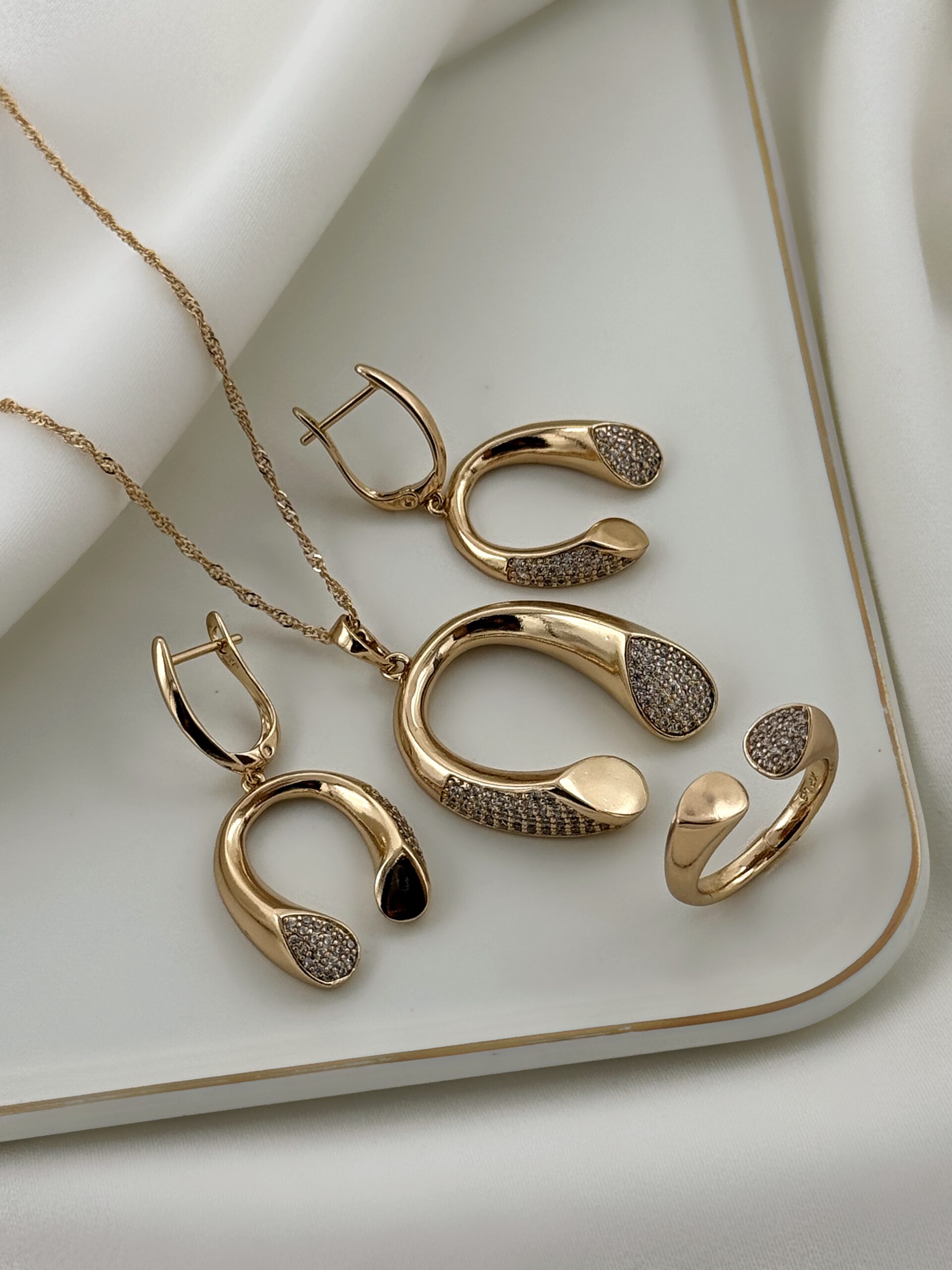 سرویس نعلی ژوپینگ