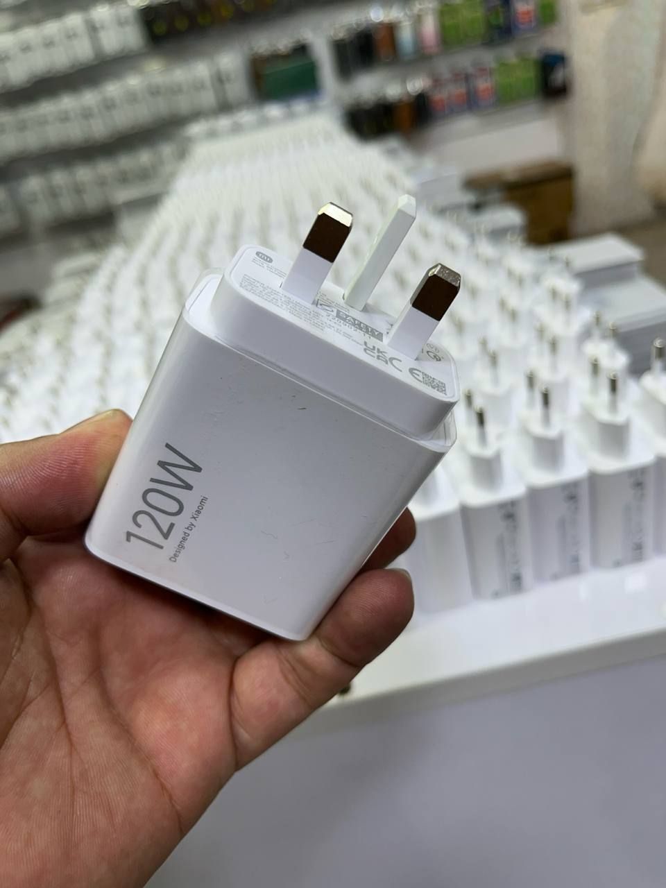 کلگی شارژ 120w اورجینال شیائومی GAN سه پین به قیمت عمده و پخش